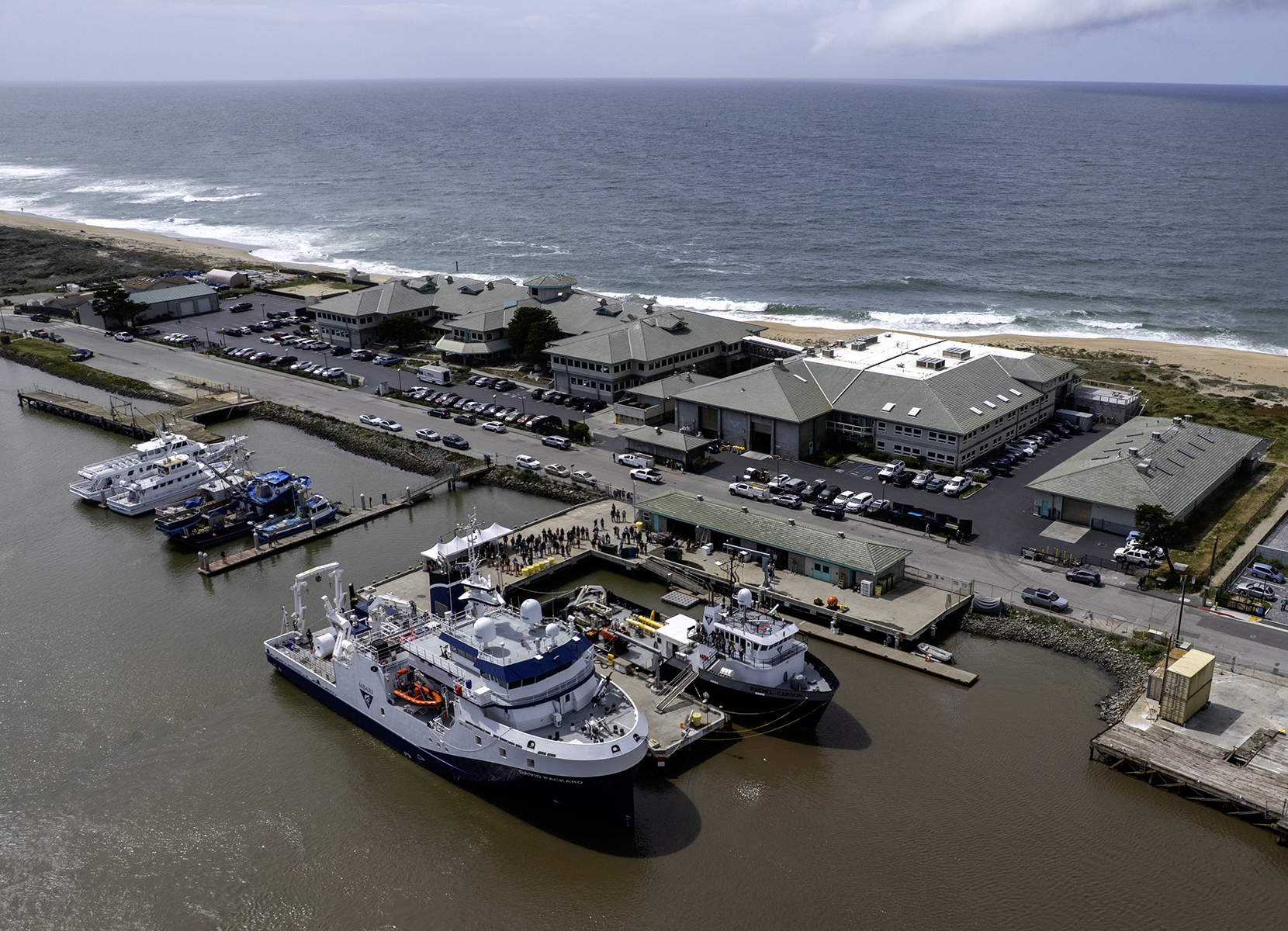 MBARI RV David Packard arrival Todd Walsh 06